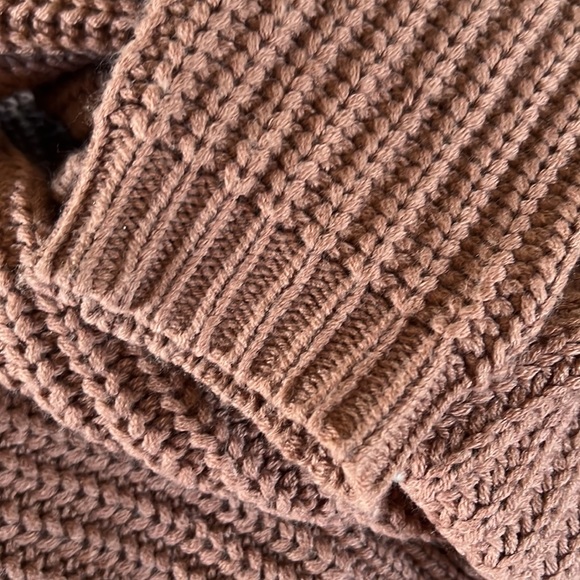 Moon & Maddison cowl neck beautiful long sleeve knitted sweater size medium - Picture 6 of 6